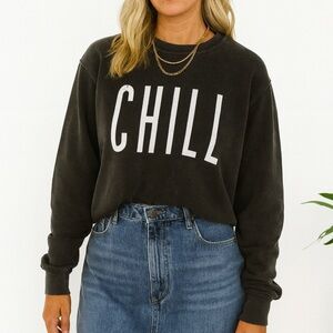 Chill crewneck Sz Sm‎ Viral Sweatshirt Sweater Gray Boho Indie Casual Lounge